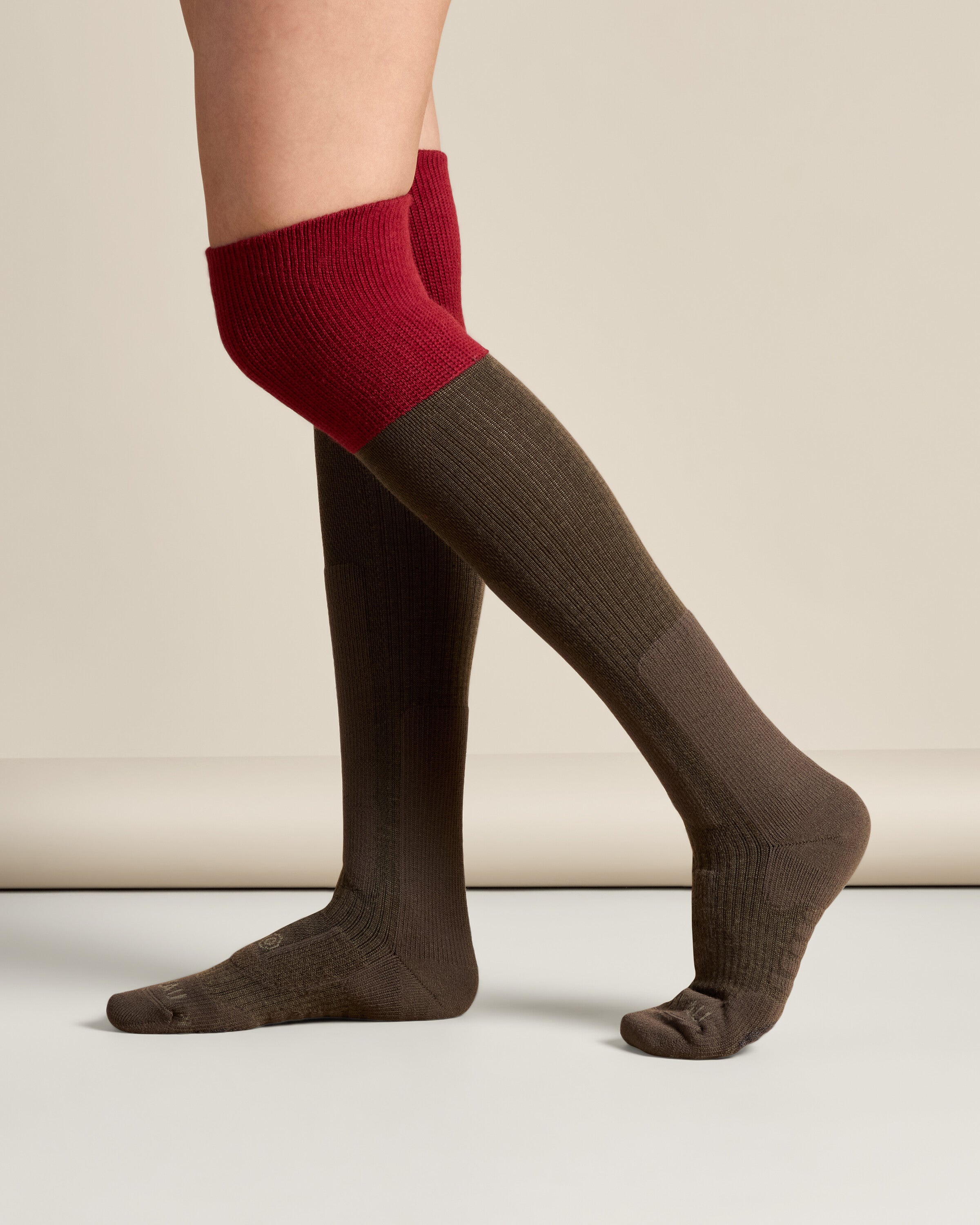 The Ultimate Socks High - Red