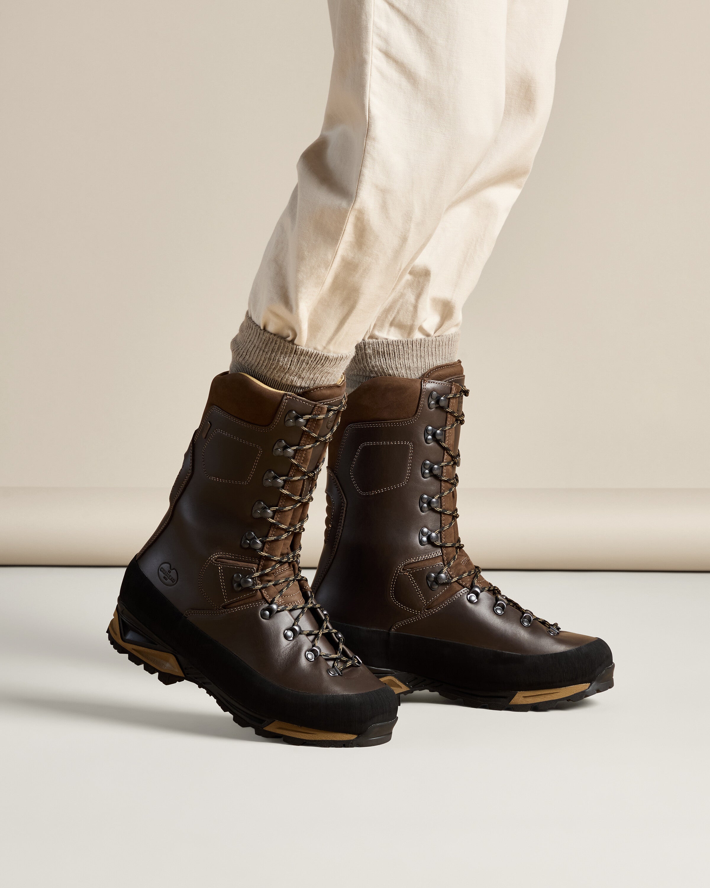 Mouflon II 12'' - Dark Brown