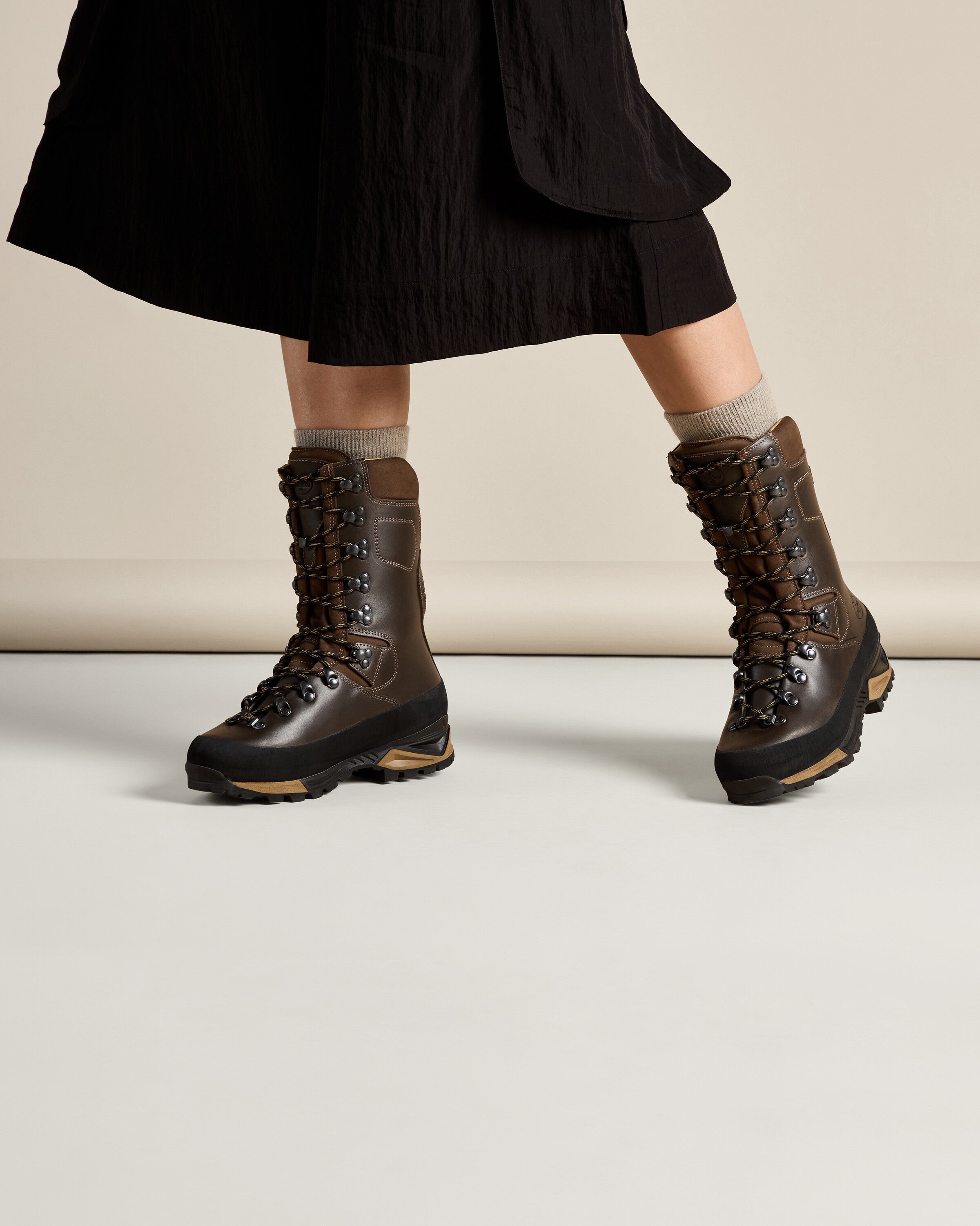 Mouflon II 12'' - Dark Brown