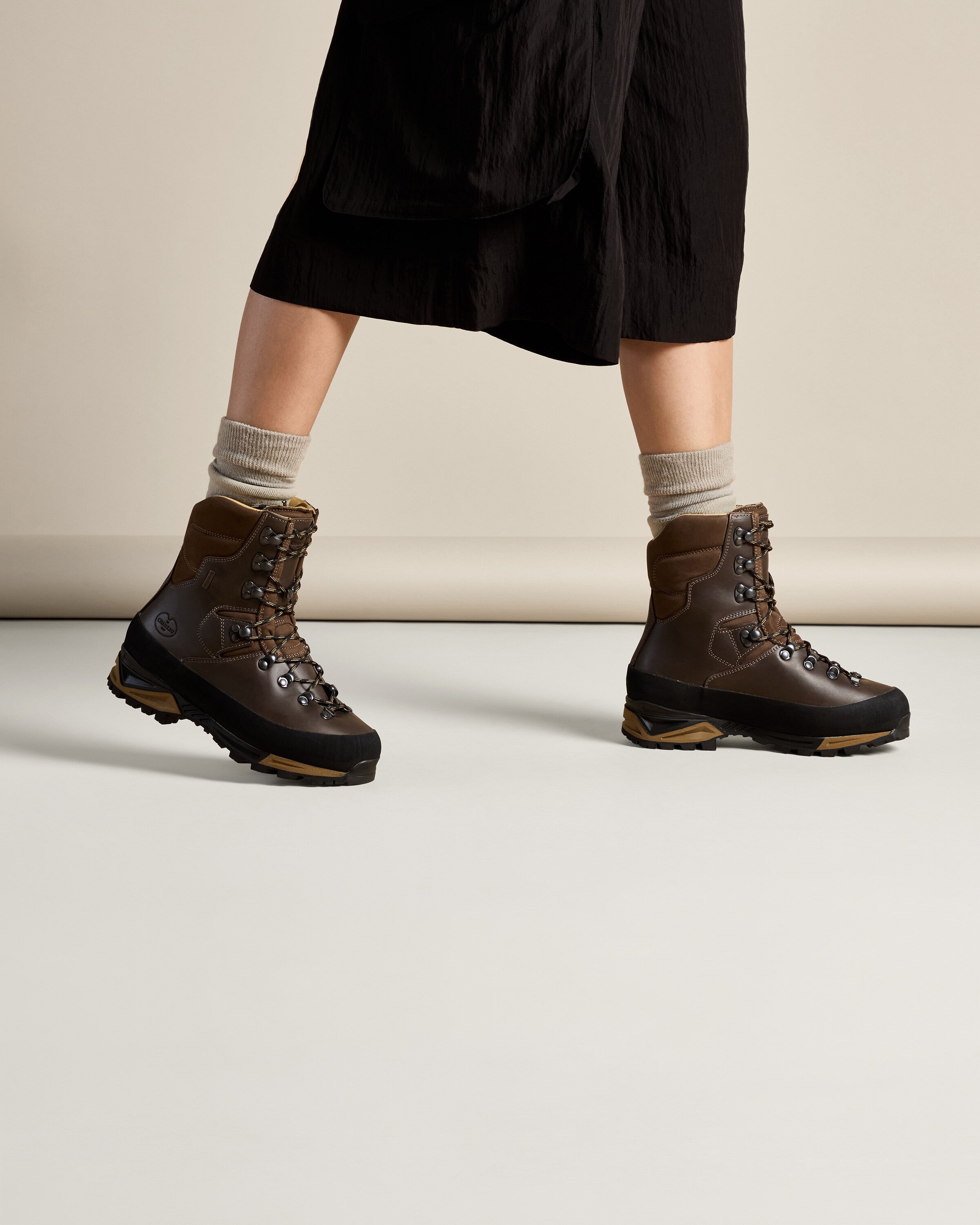 Mouflon II 10'' - Dark Brown