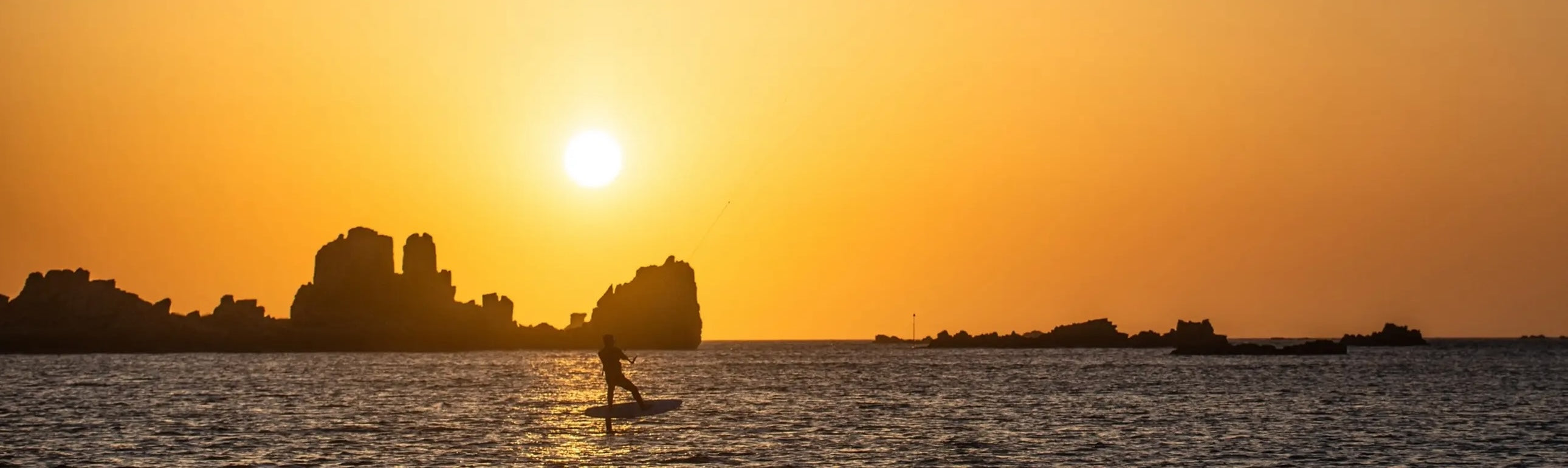 Que fait Guirec en Aout, moins de 100 jours avant le départ du Vendée Globe?