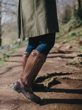 Le chameau leather shop boots