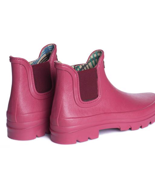 Lined chelsea sales boots womens