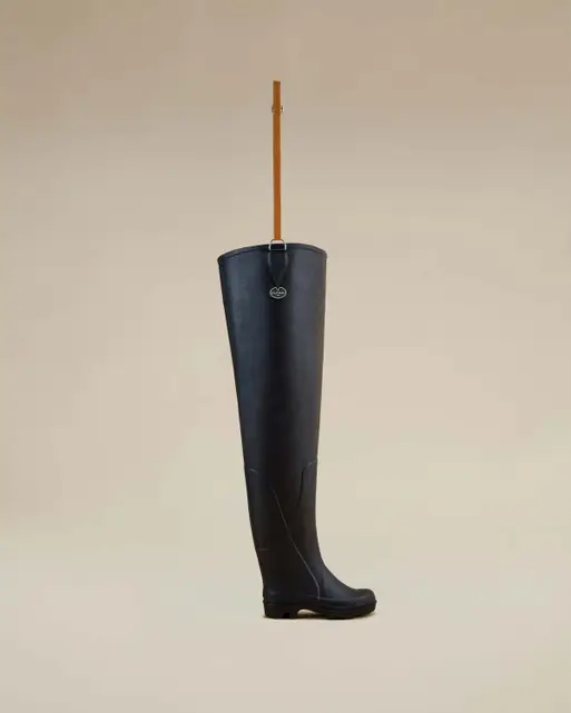 Thigh high rubber fishing boots top